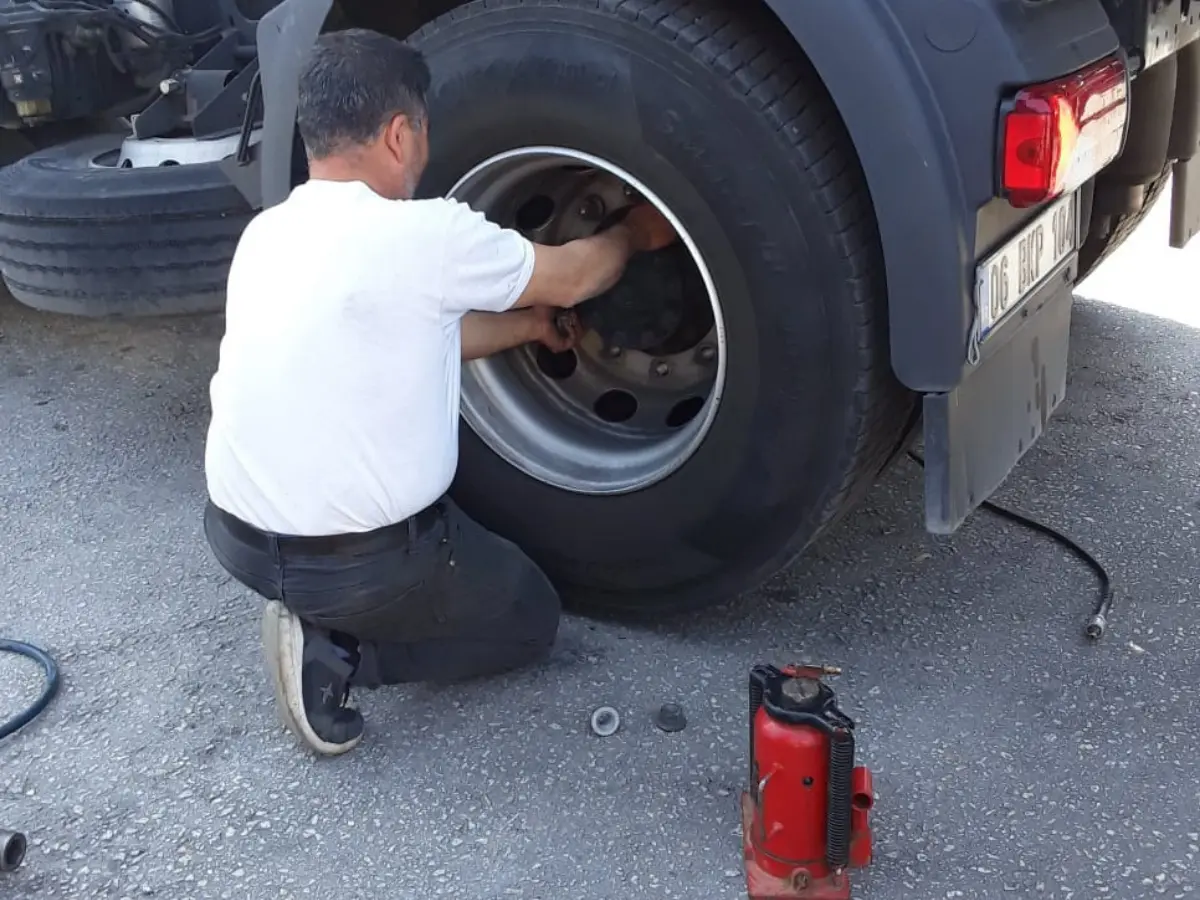 Mustafakemalpaşa Oto Lastikçi